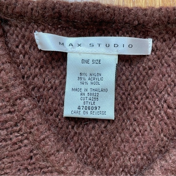 MAX STUDIO wool blend felt flower boho poncho brown - Picture 9 of 10